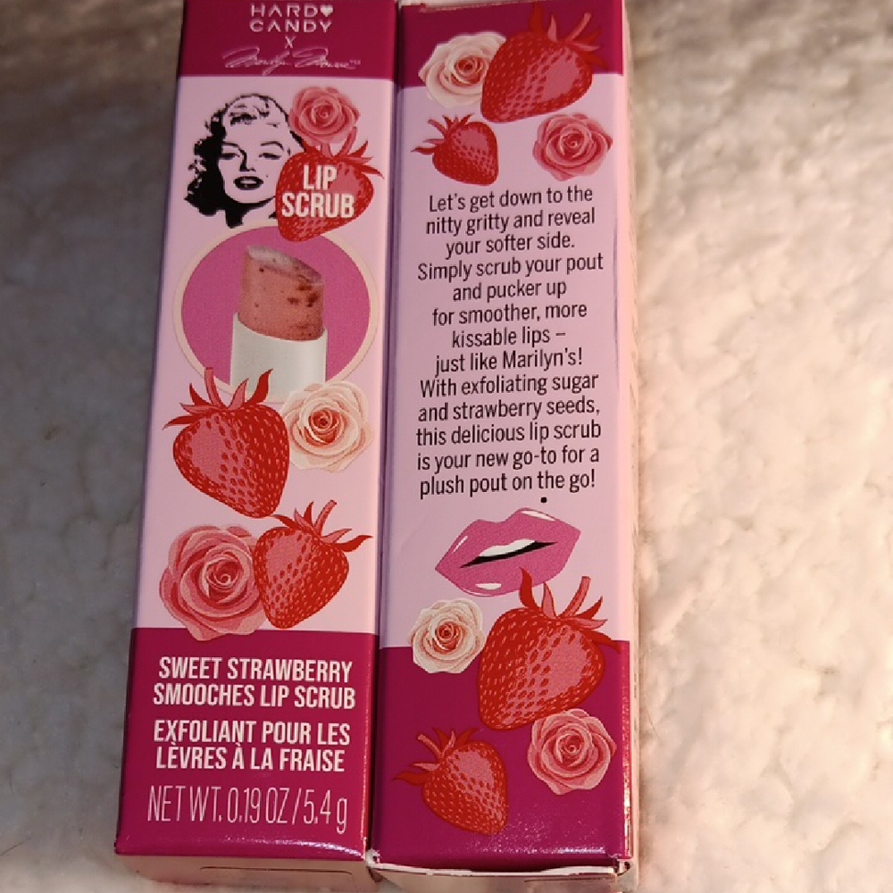 Hard Candy Sweet Strawberry Lip Scrub (One)
